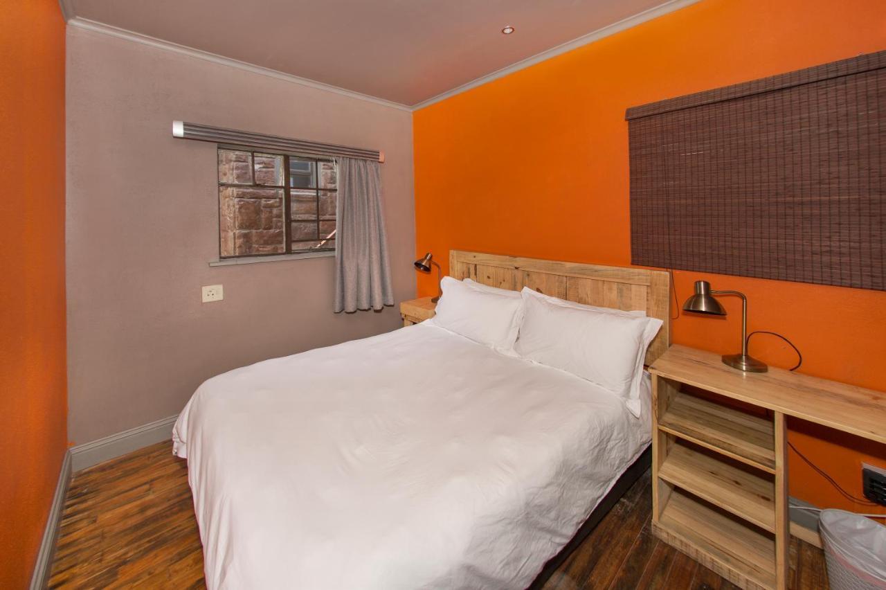 Lungile Backpackers Lodge Humewood Εξωτερικό φωτογραφία